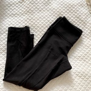Lululemon leggings, black